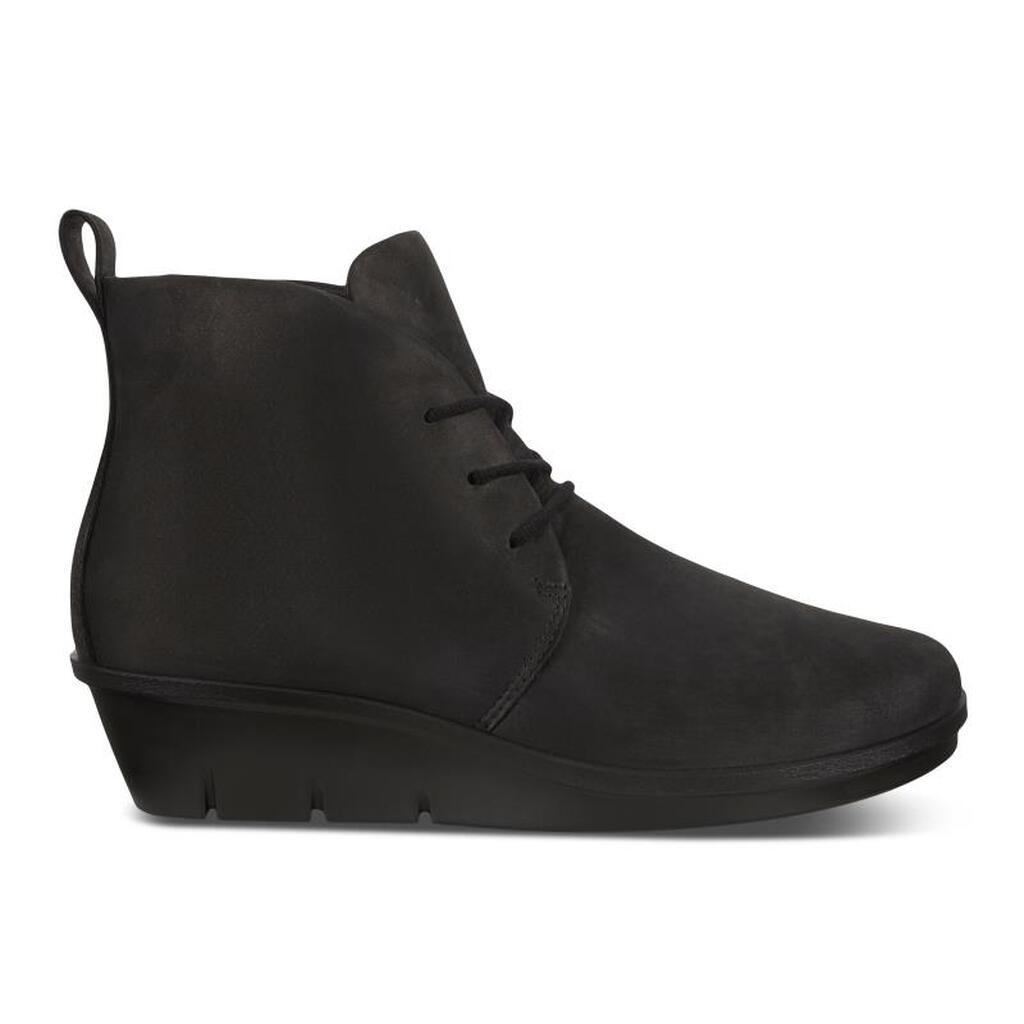 Ecco Skyler Lace-Up Womens Chukka Boots In Black Online - India VMC-432601